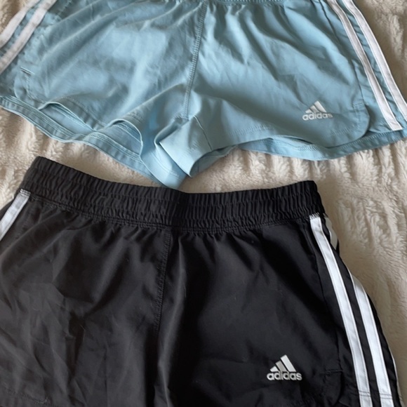 Adidas set of 2 shorts both size XS - Picture 1 of 1